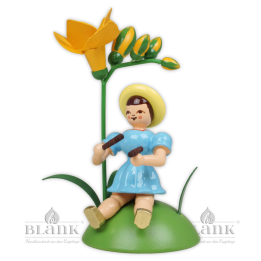 BKS 034 Blumenkind mit Freesie und Klanghölzern, sitzend