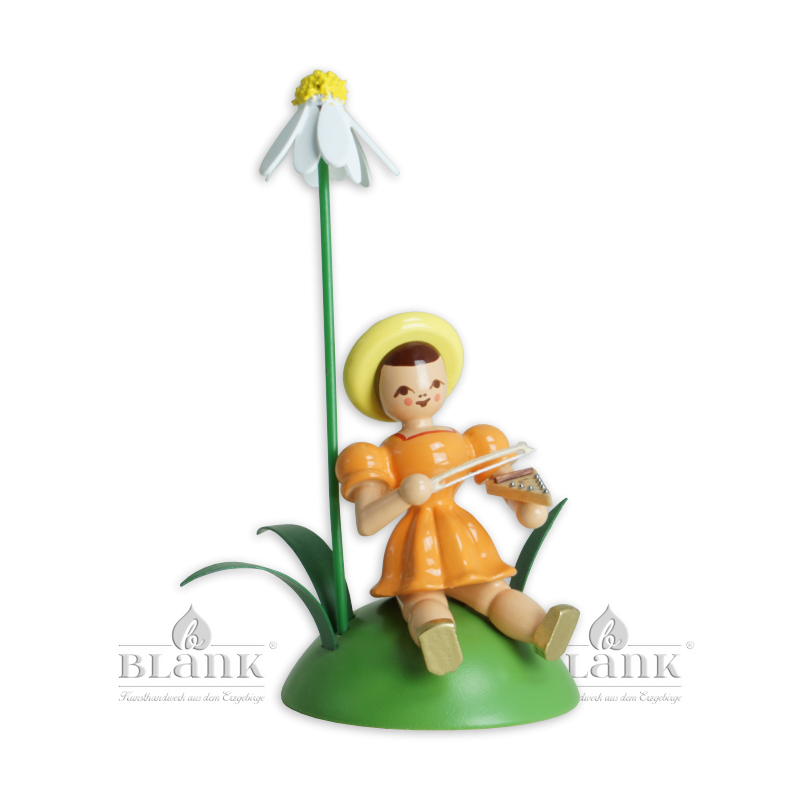 BKS 035 Flower Child with Chamomile and Psalter, sitting