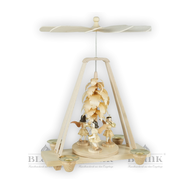 Pyramid with tree of wood shavings and 3 angels