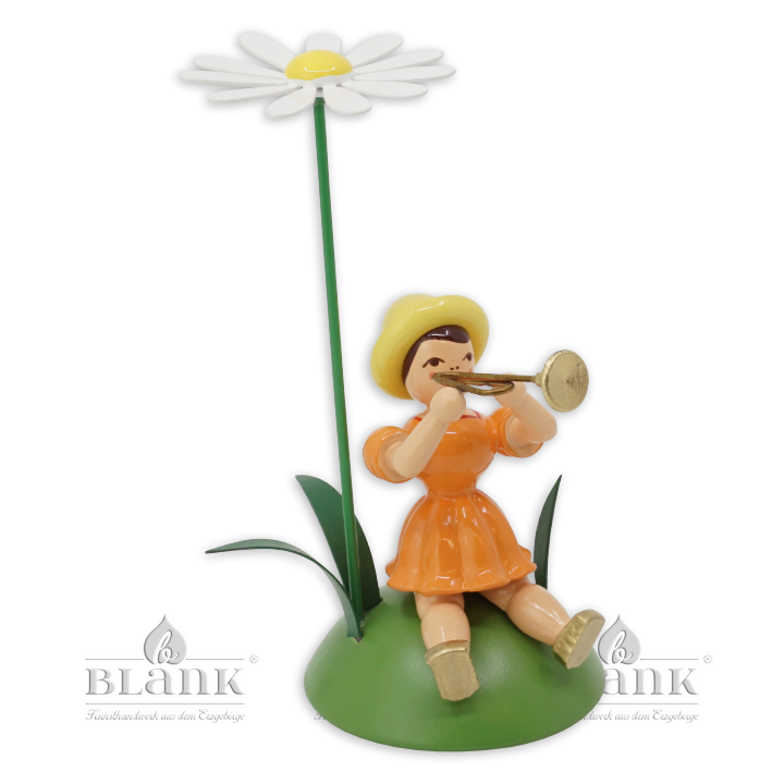 BKS 005 Blumenkind mit Margerite und Trompete, sitzend