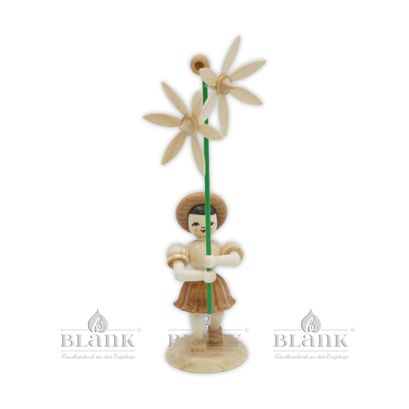 Blumenkind mit Blaustern