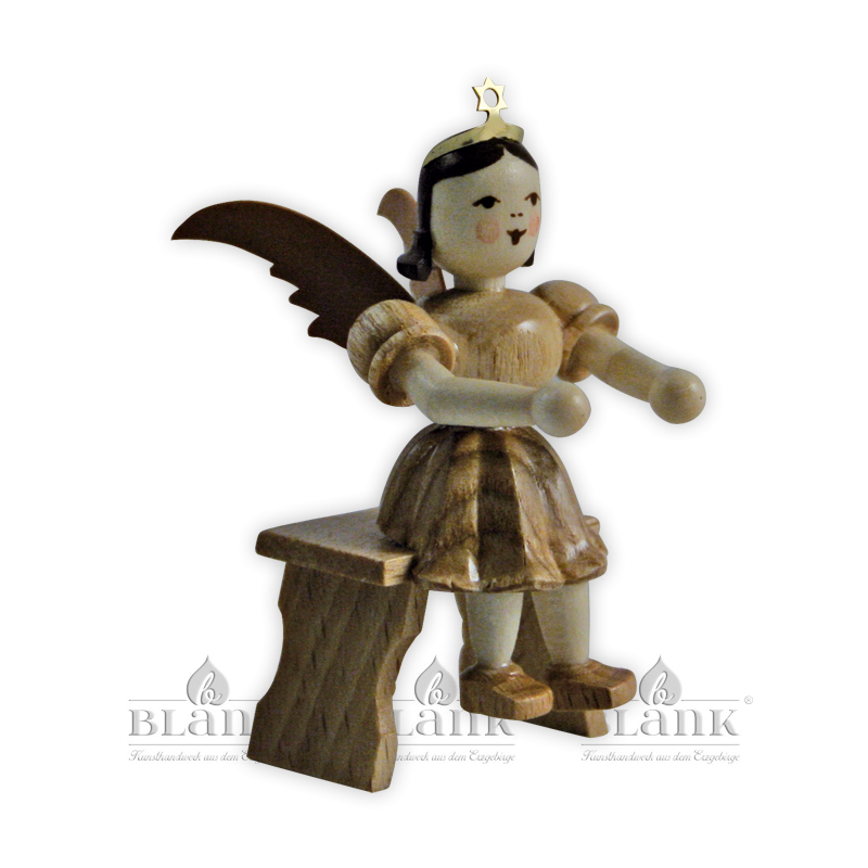 Sitting angel with short robe and bench for art. No. EK 050